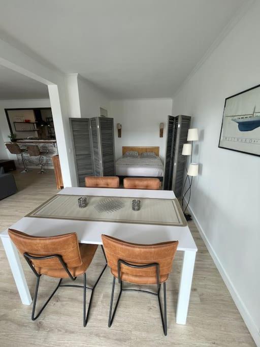 Bel Appartement Spacieux Et Lumineux Sur Le Port La Baule Екстериор снимка