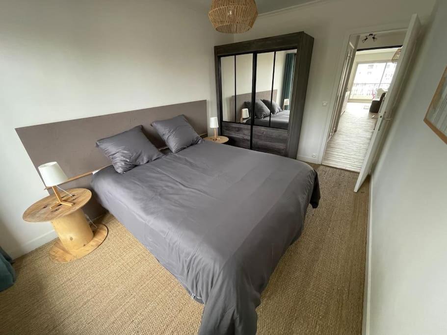 Bel Appartement Spacieux Et Lumineux Sur Le Port La Baule Екстериор снимка