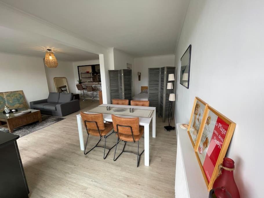 Bel Appartement Spacieux Et Lumineux Sur Le Port La Baule Екстериор снимка