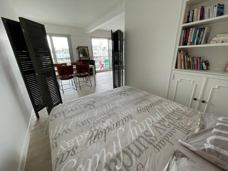 Bel Appartement Spacieux Et Lumineux Sur Le Port La Baule Екстериор снимка