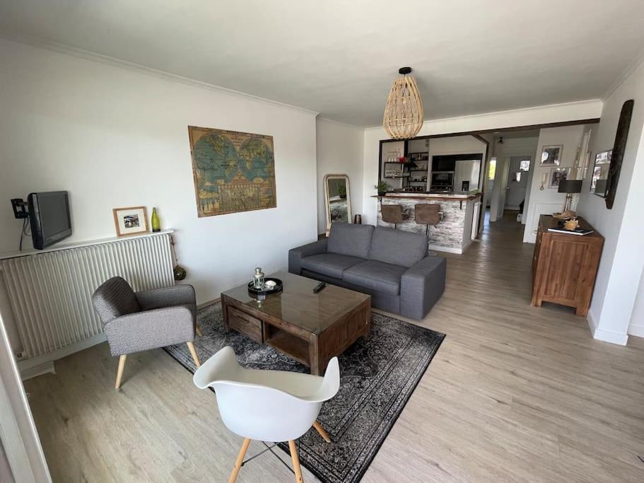 Bel Appartement Spacieux Et Lumineux Sur Le Port La Baule Екстериор снимка